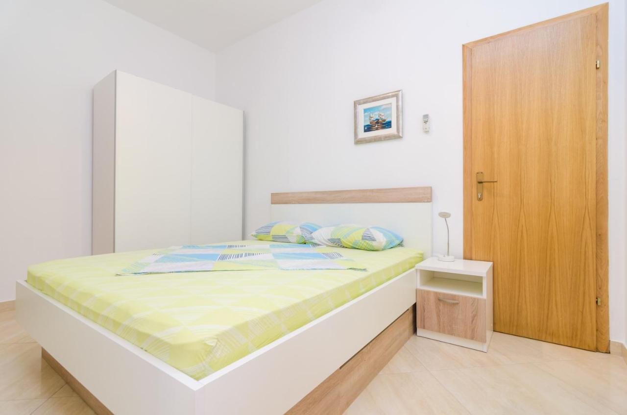 Rooms & Apartments Barisic مْليني المظهر الخارجي الصورة