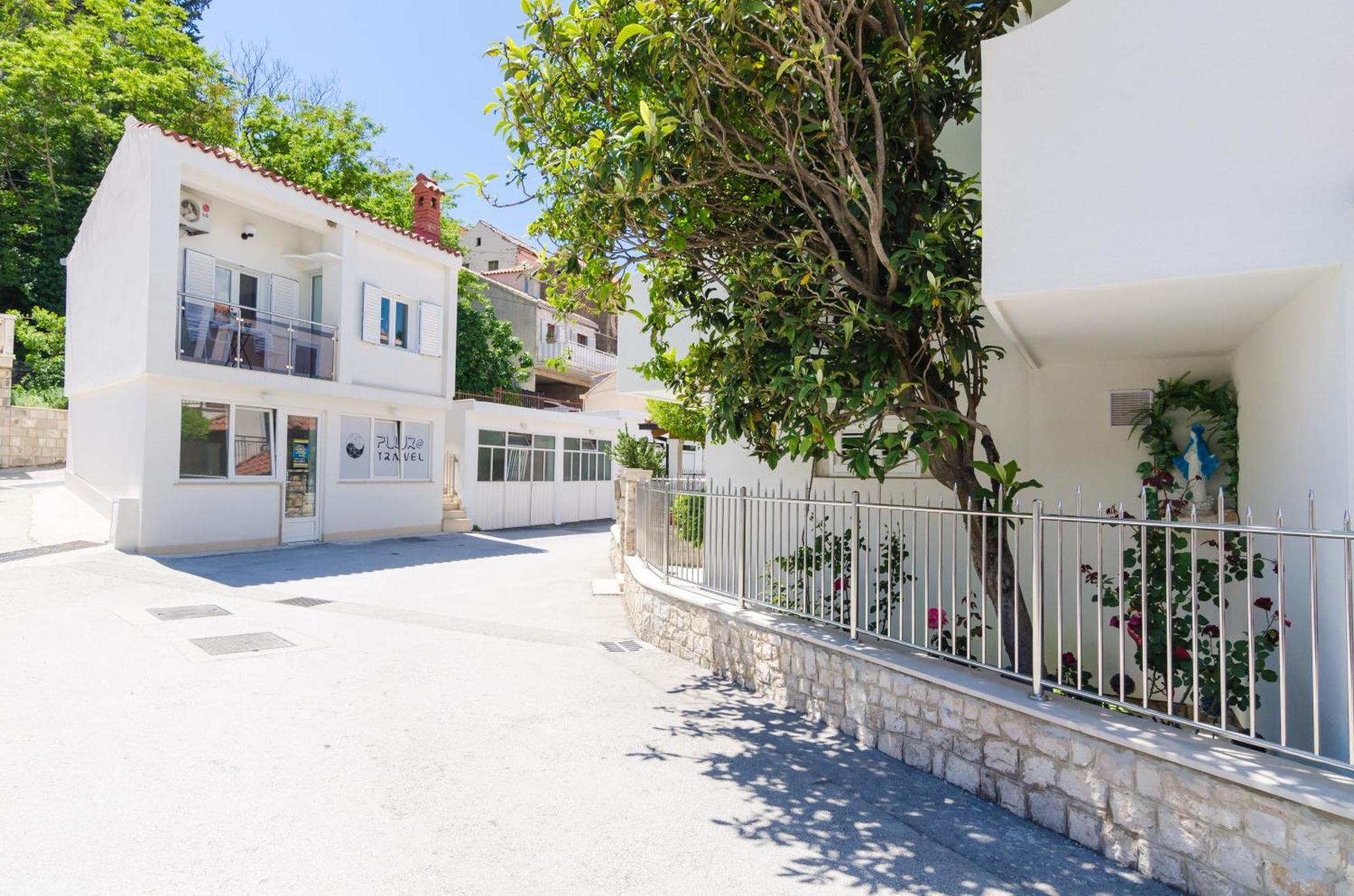Rooms & Apartments Barisic مْليني الغرفة الصورة