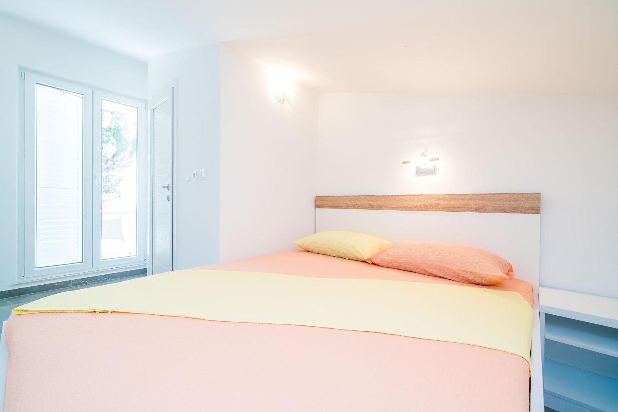 Rooms & Apartments Barisic مْليني الغرفة الصورة