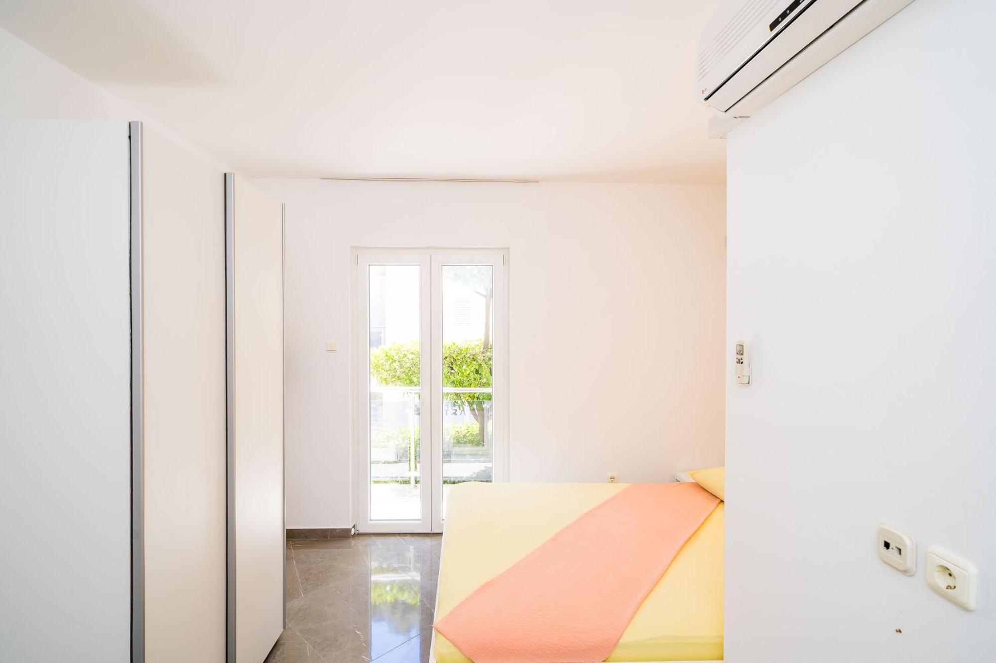 Rooms & Apartments Barisic مْليني الغرفة الصورة