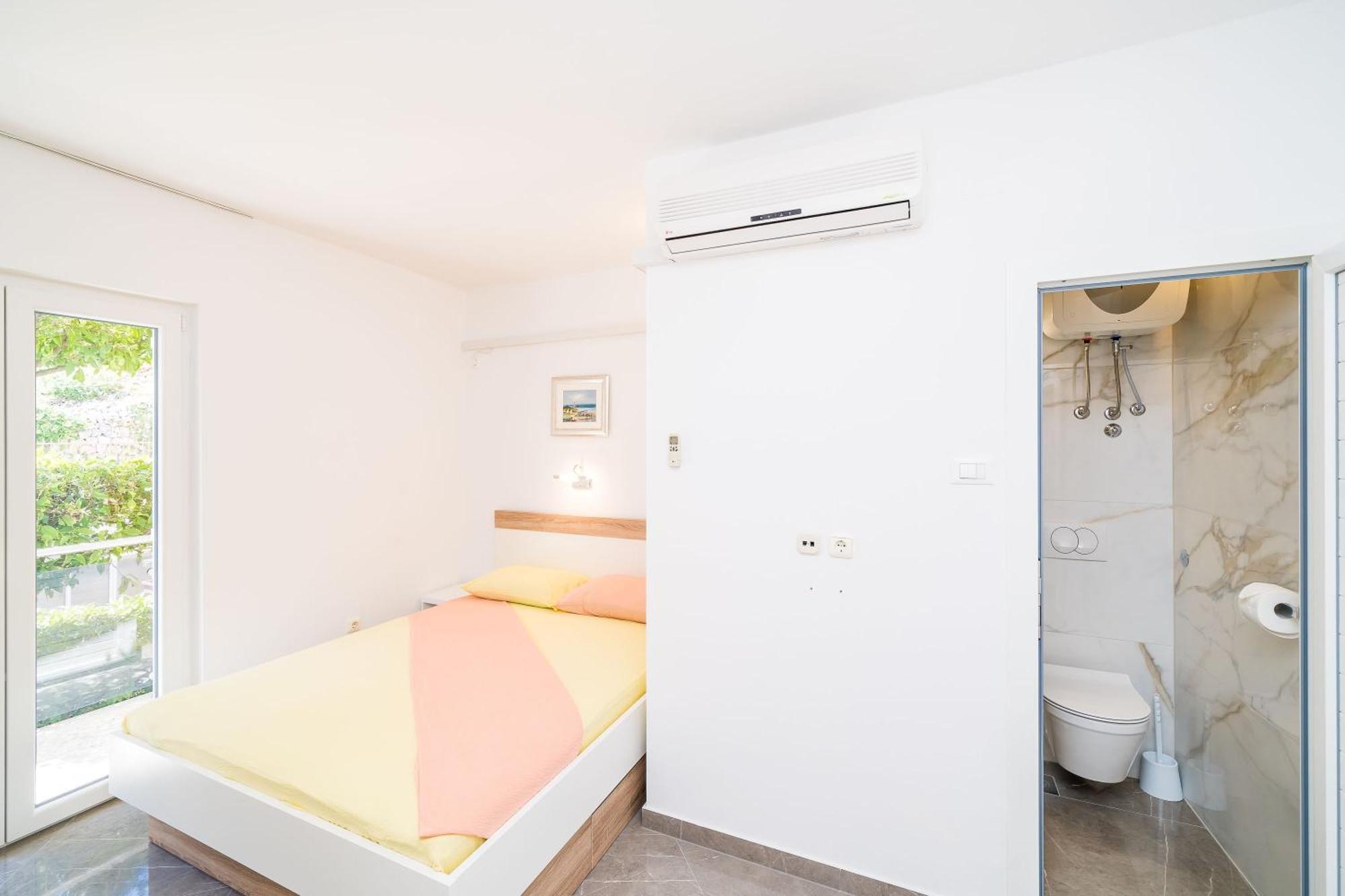 Rooms & Apartments Barisic مْليني الغرفة الصورة